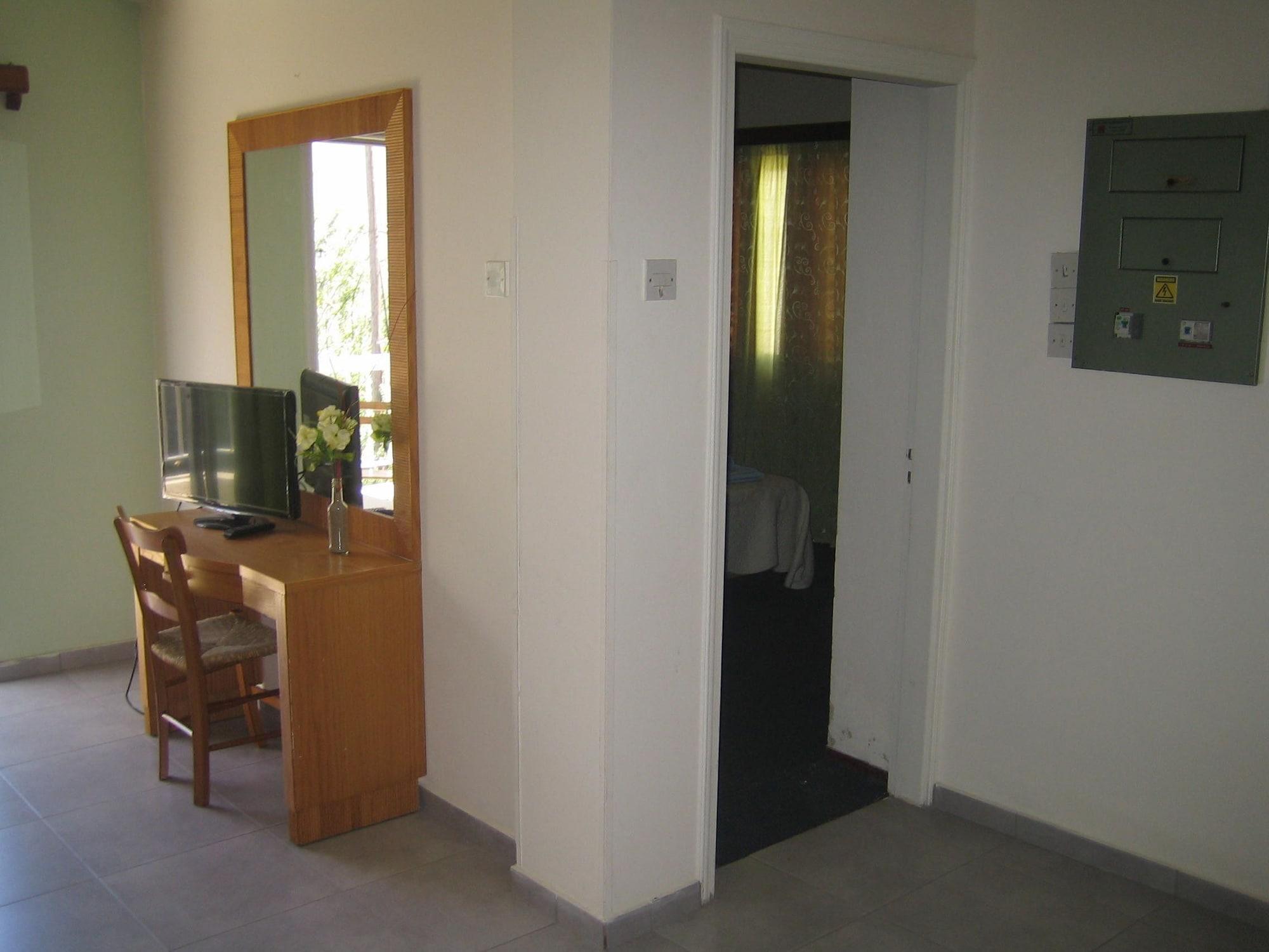 Otel Onisillos 2*