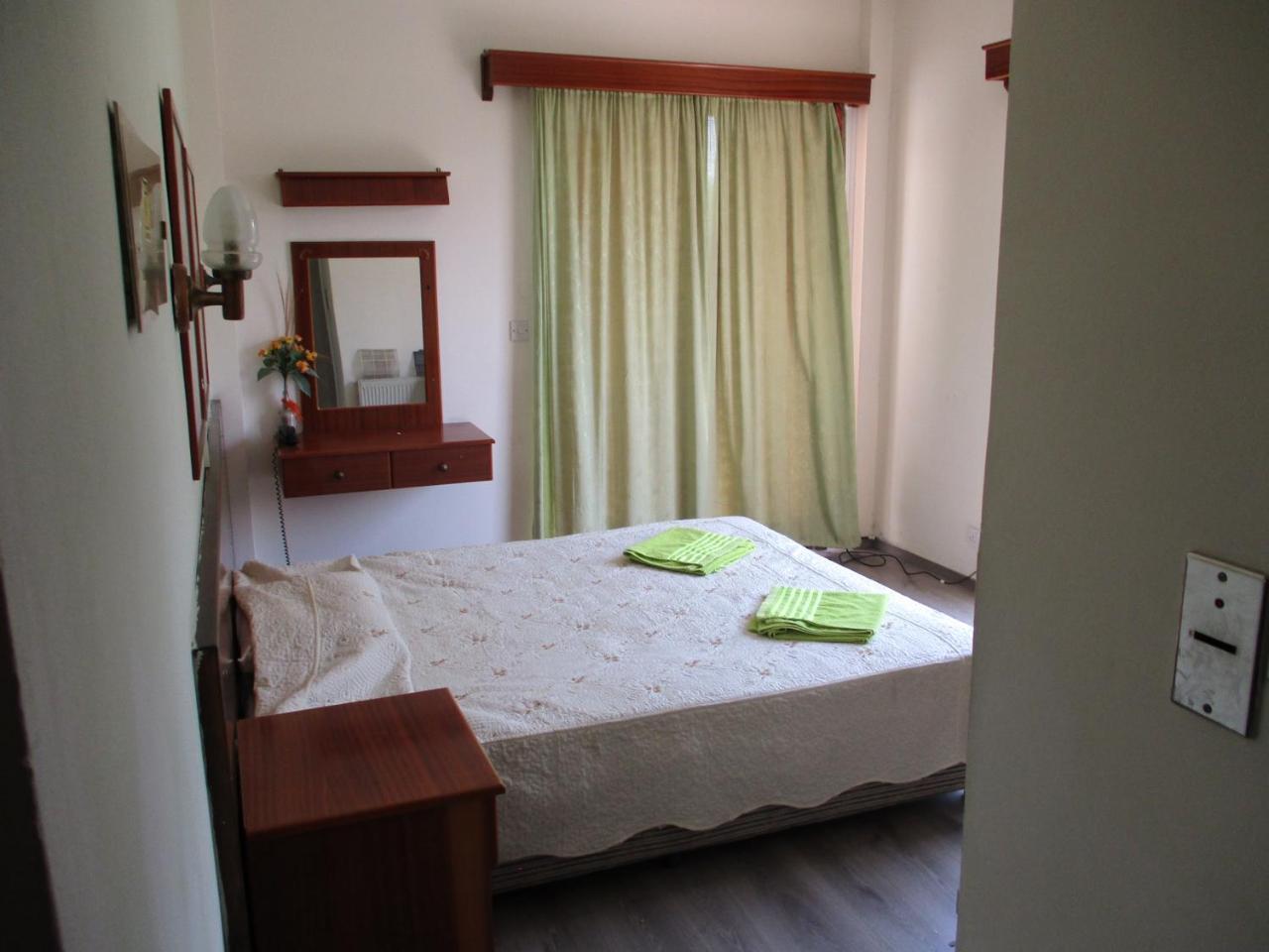 Onisillos Otel 2*