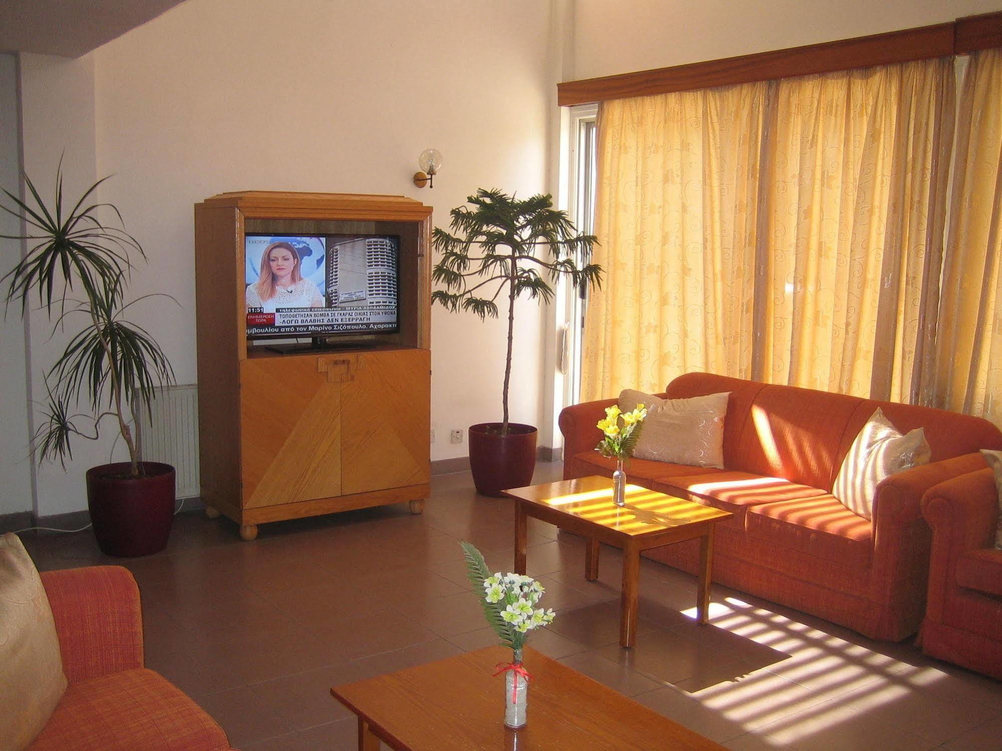 Otel Onisillos